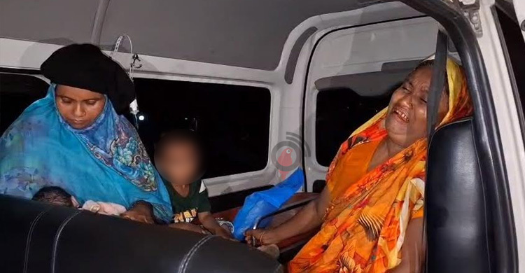 অ্যাম্বুলেন্স আটকাল চালক সিন্ডিকেট, নবজাতকের করুণ মৃত্যু