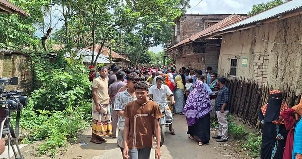 ঋণের দায়ে দুই সন্তানসহ স্ত্রীকে হত্যার পর স্বামীর আত্মহত্যা