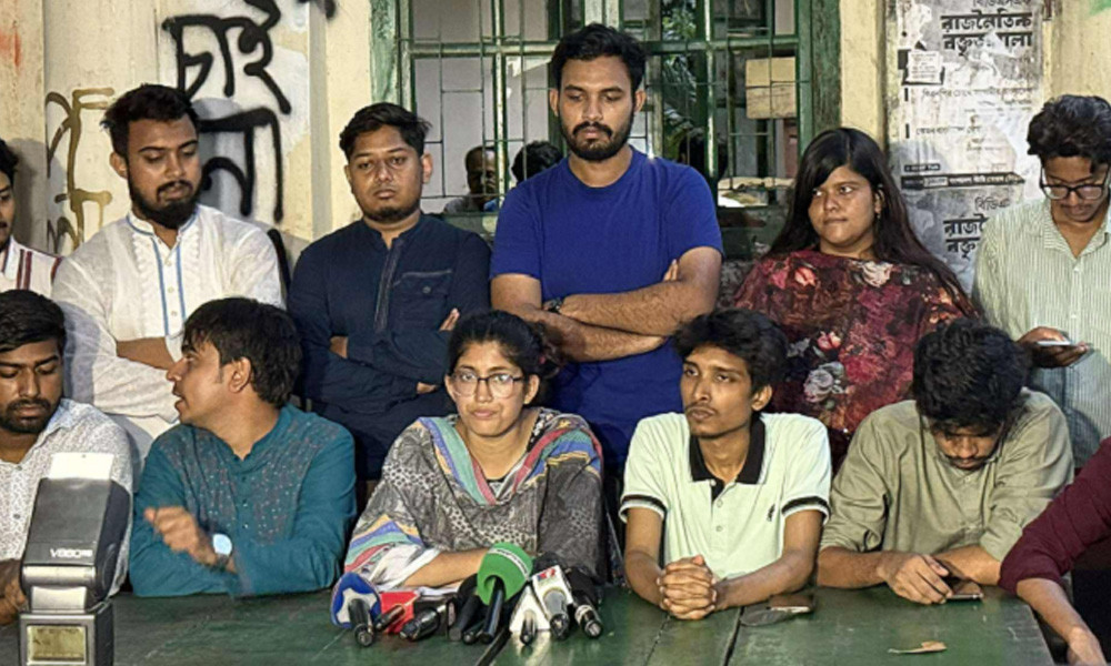 ভোটকেন্দ্রে সেনাবাহিনী রাখা সন্দেহজনক : উমামা ফাতেমা