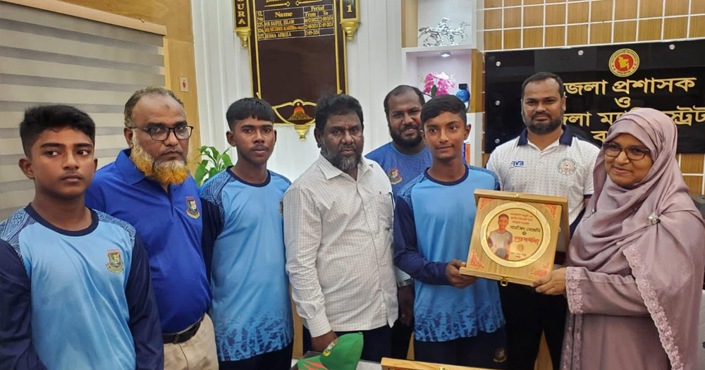 জাতীয় দলের তিন ক্রিকেটারকে সংবর্ধনা