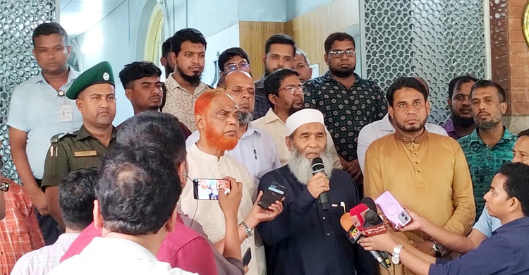 জামায়াত নেতা মুজিবুর' নুরকে দেখতে হাসপাতালে