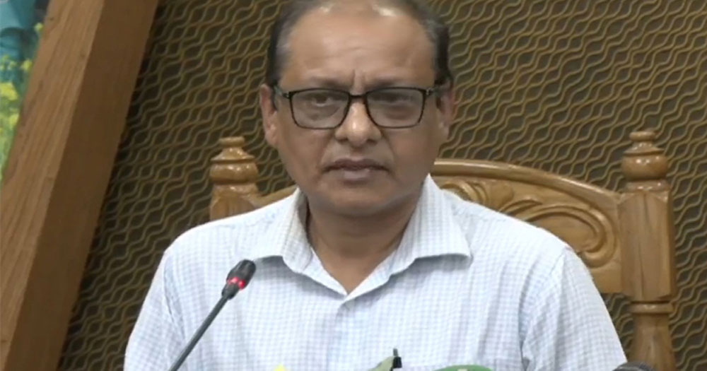 প্রাথমিকে ছুটি কমিয়ে এনে ক্লাসের সংখ্যা বাড়ানো হবে: প্রাথমিক ও গণশিক্ষা উপদেষ্টা