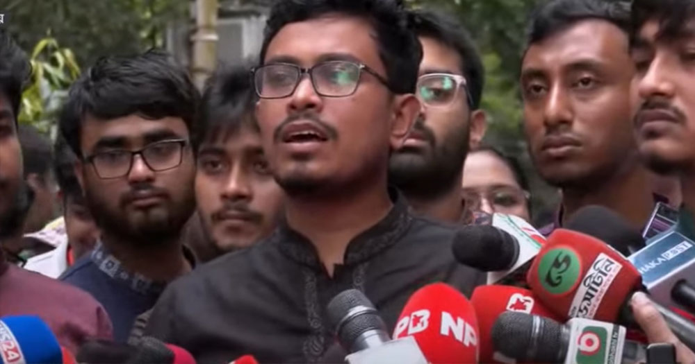 ভোট দিলেন ভিপি প্রার্থী সাদিক, সুষ্ঠু নির্বাচনের আহ্বান