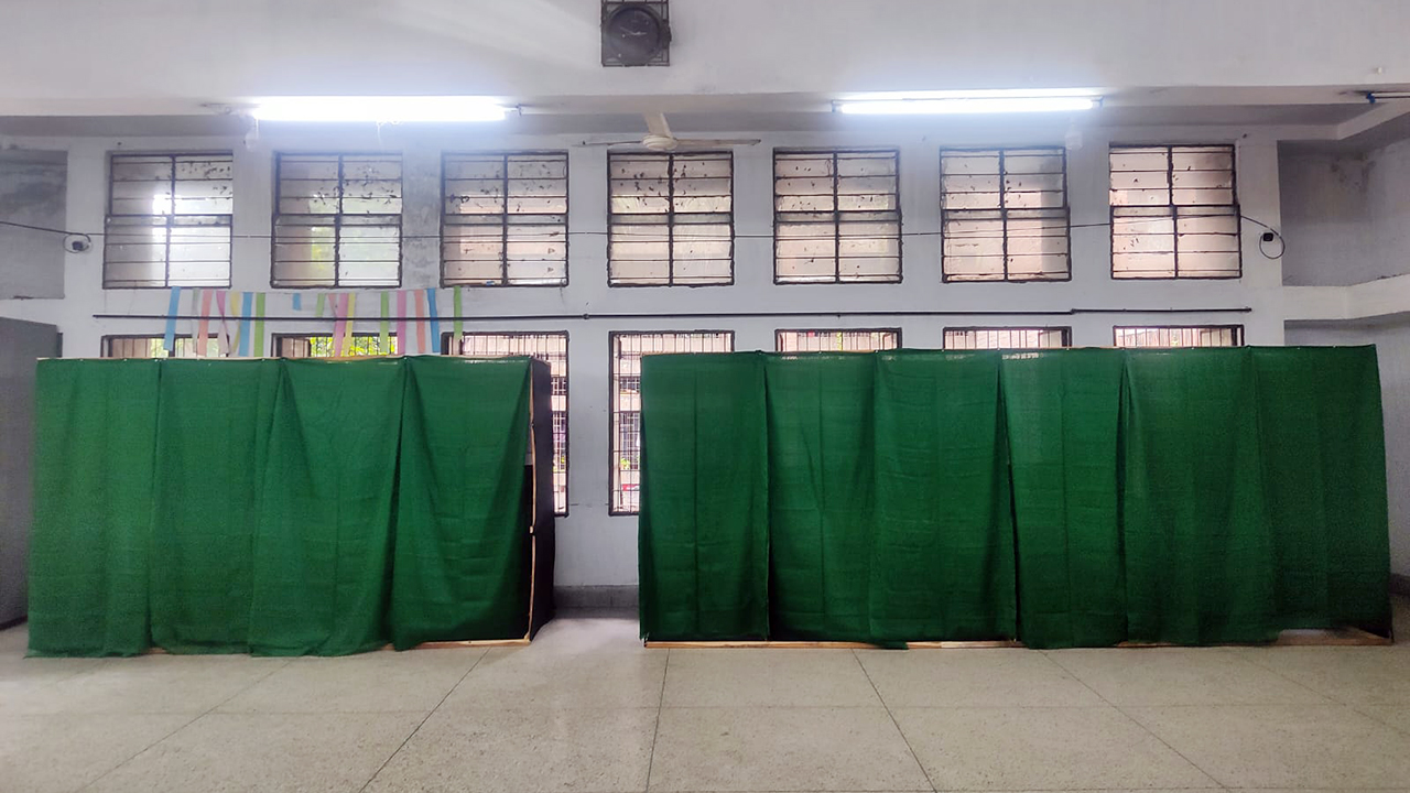 জাকসু নির্বাচনে ভোটগ্রহণ শুরু