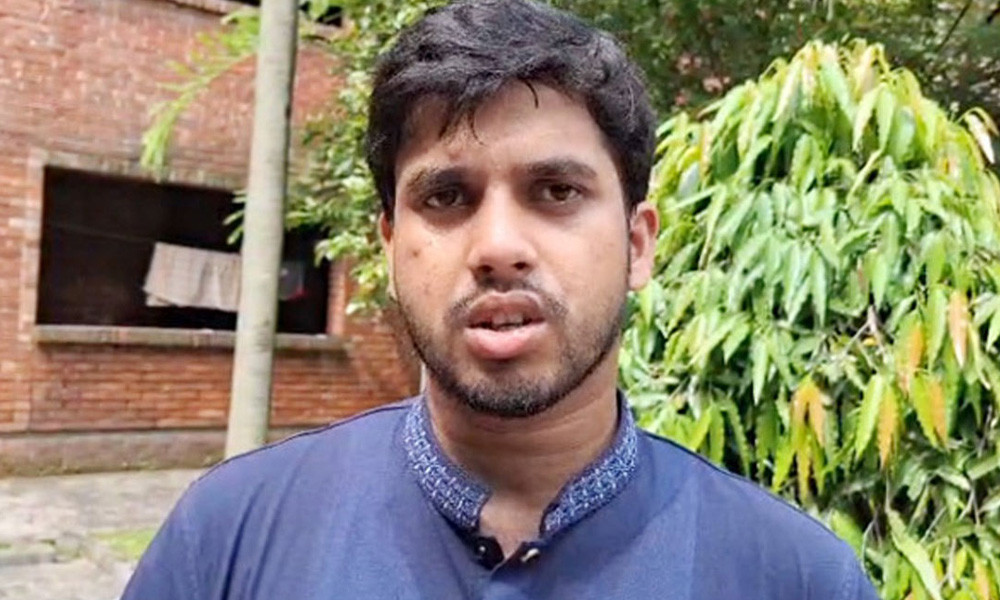 'জিতু ভাইয়ের পাশে থাকব, সহযোগিতা করব' হেরে যাওয়ার পর বললেন শিবিরের ভিপি প্রার্থী