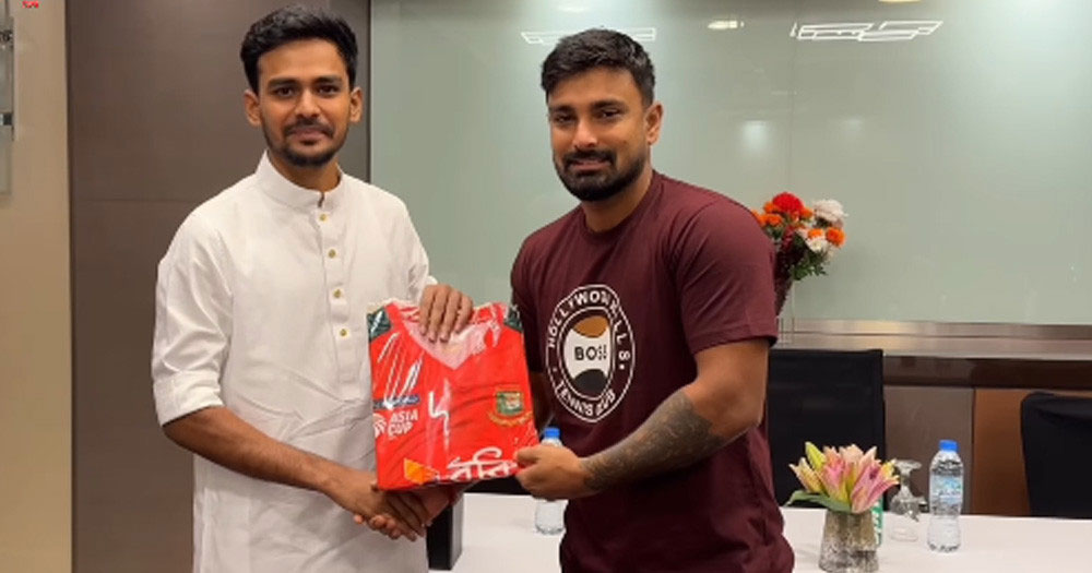 হতাশার কিছু নেই, আশাবাদী থাকা উচিত : ক্রীড়া উপদেষ্টা