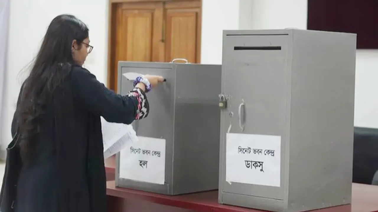 ডাকসু ভোটের যোগফলে গরমিল, প্রকাশ হলো সংশোধিত ফল