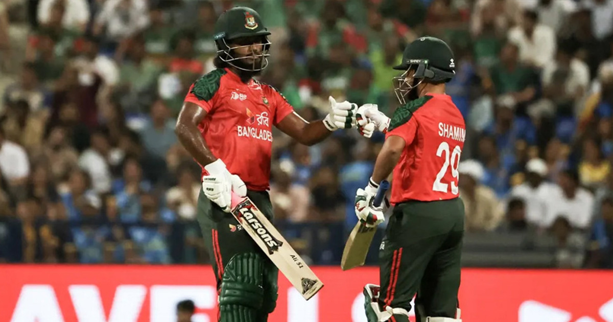 বাঁচা-মরার ম্যাচে ব্যাটিংয়ে বাংলাদেশ