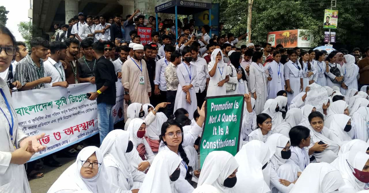 আন্দোলনে শিক্ষকদের সমর্থন পেলো কারিগরি শিক্ষার্থীরা