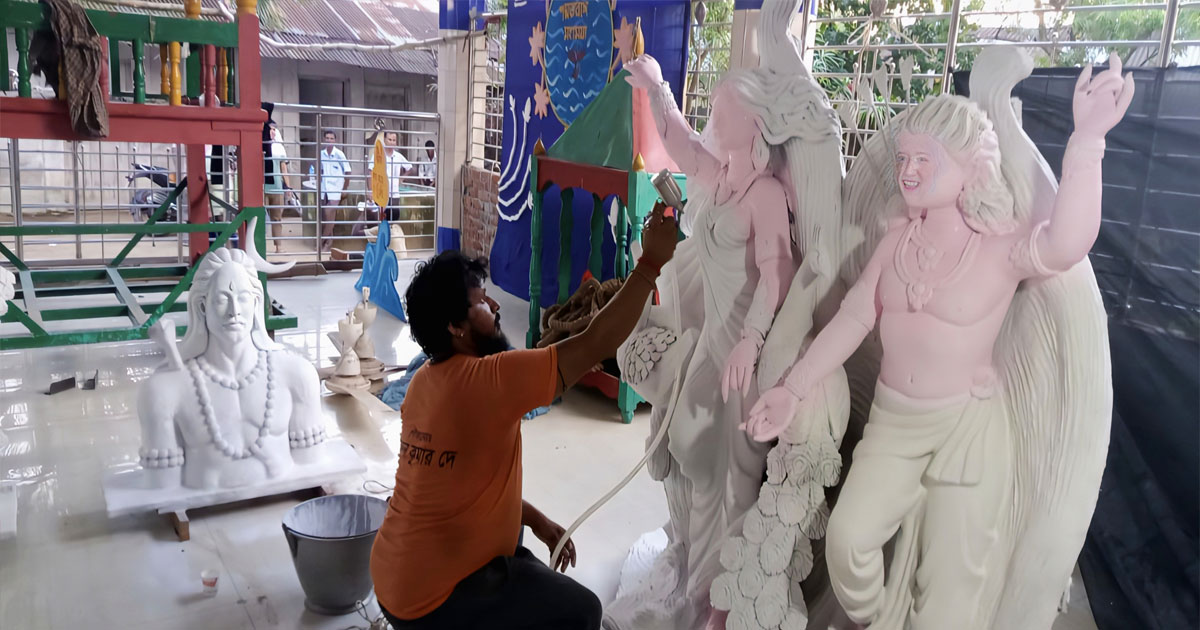 খাগড়াছড়িতে ৬৪ মণ্ডপে  শারদীয় দুর্গোৎসবের প্রস্তুতি সম্পন্ন