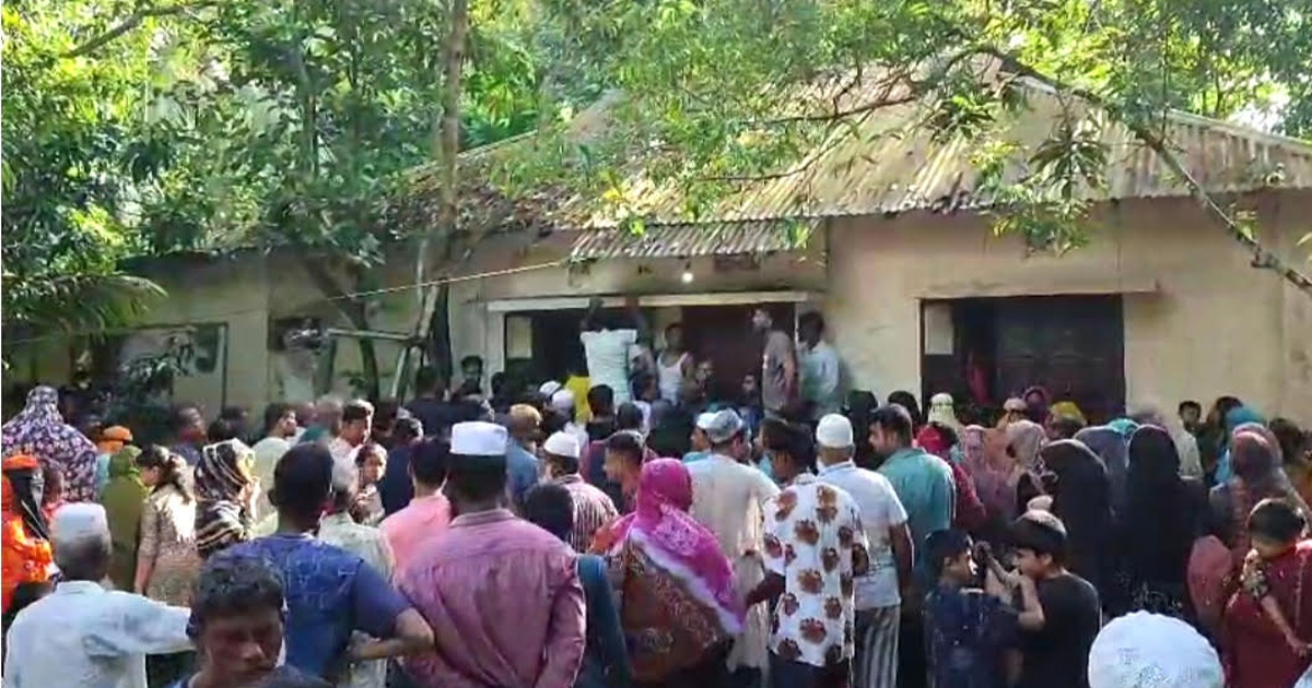 পারিবারিক বিরোধে চাচীকে হত্যা