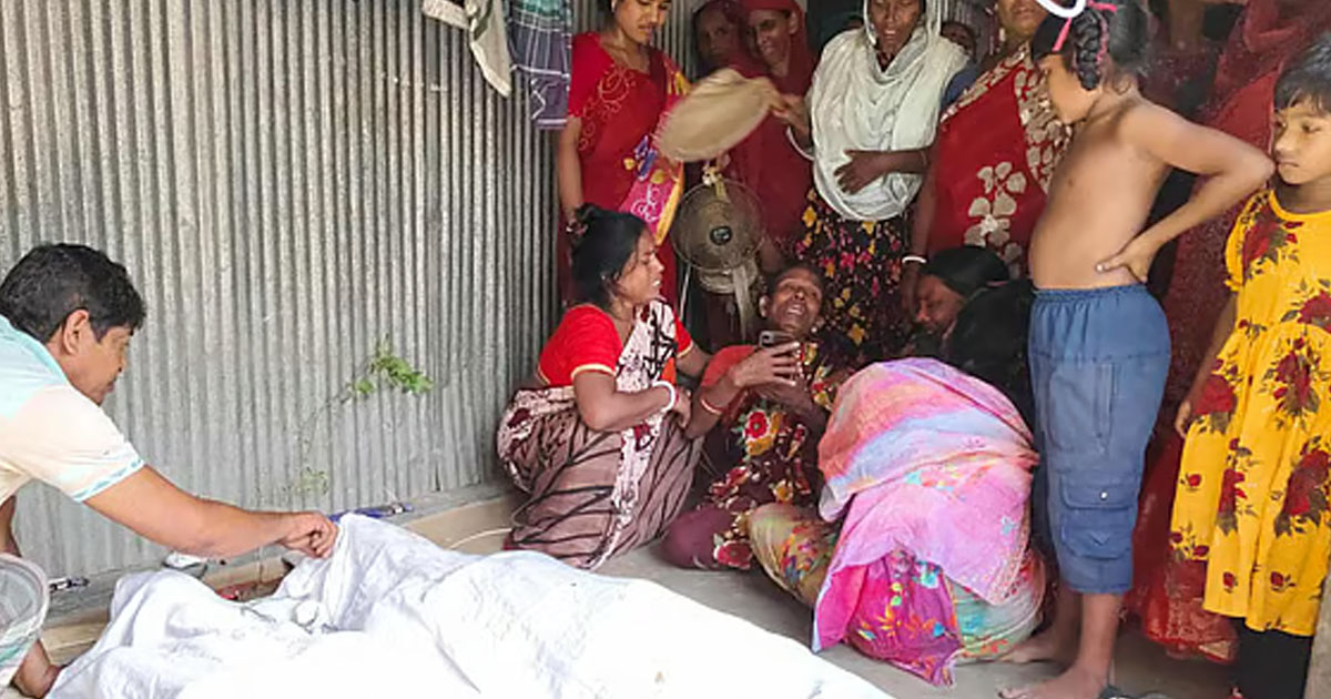 বাবার মৃত্যুর পর ছেলের আত্মহত্যা