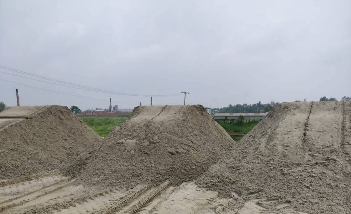 জবির 'লংমার্চ টু যমুনার' ৪ মাসেও অস্থায়ী আবাসনের অর্থছাড় হয়নি