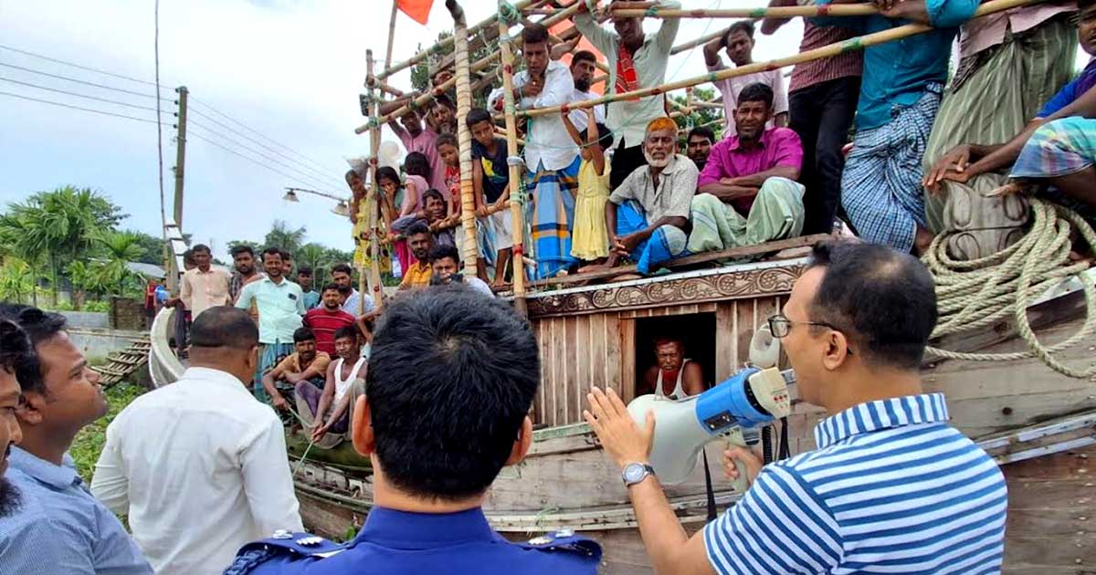 মা ইলিশকে নিরাপদে ডিম ছাড়ার সুযোগ করে দিতে হবে’