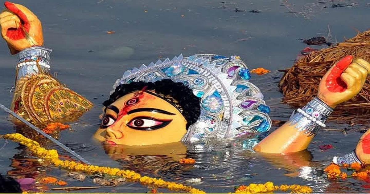 শার্শা উপজেলায়  প্রতিমা বিসর্জনের মধ্য দিয়ে শেষ হচ্ছে শারদীয় উৎসব