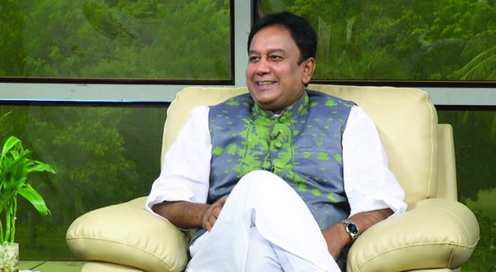 জাহিদ হাসানের স্মৃতির আয়নায় মেসজীবন ও জন্মদিনের গল্প