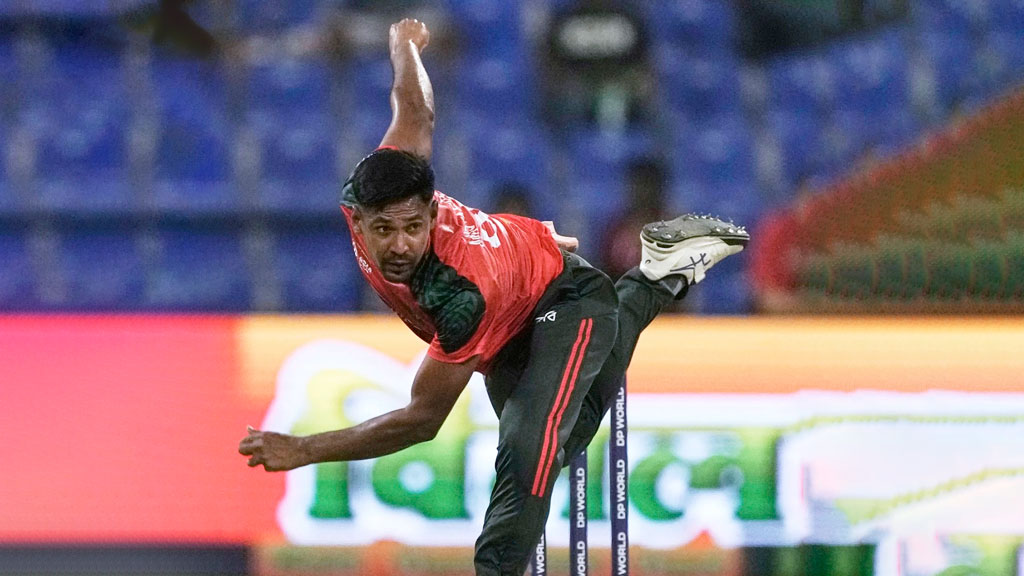 টি-টোয়েন্টিতে ডট বল দেওয়ার বিশ্ব রেকর্ড মুস্তাফিজের