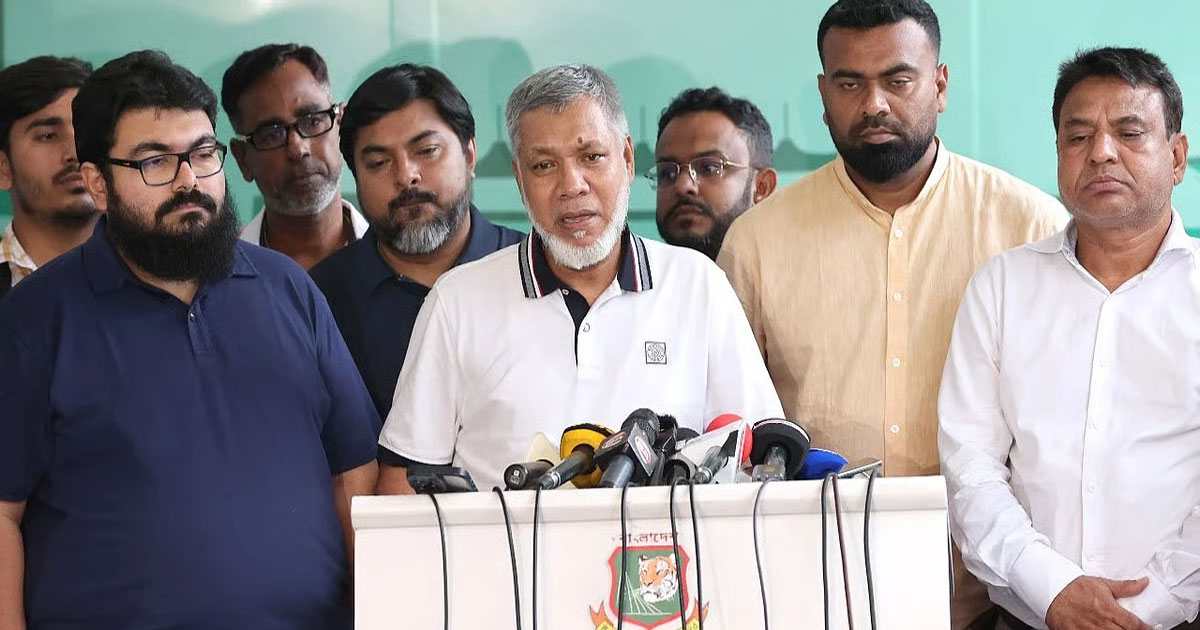 বিসিবি নির্বাচন পেছানোসহ ৩ দাবিতে প্রধান উপদেষ্টার কাছে স্মারকলিপি জমা