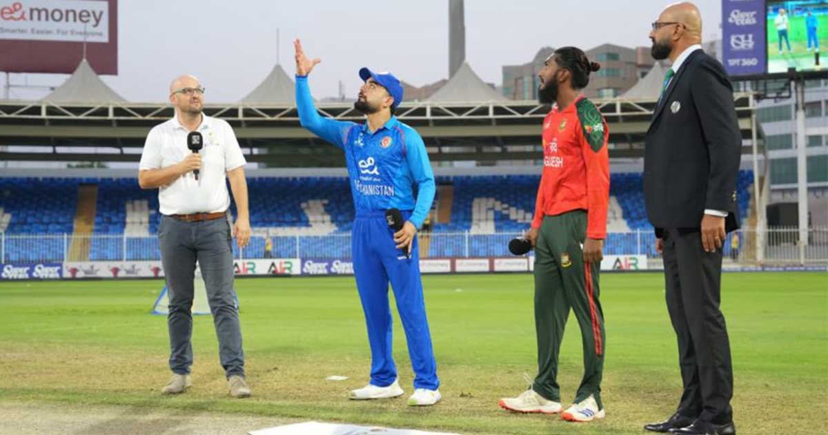 টসে জিতে ফিল্ডিংয়ে বাংলাদেশ