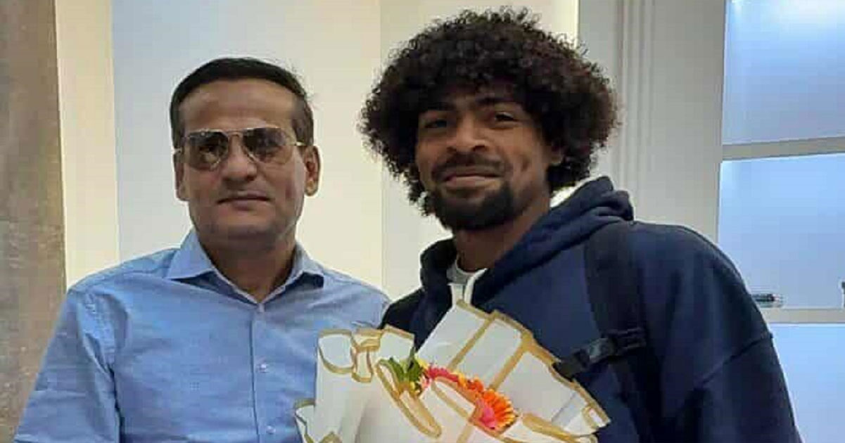 হংকংয়ের বিপক্ষে ম্যাচ খেলতে ঢাকায় হামজা চৌধুরী