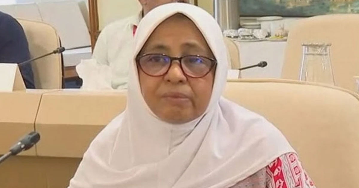 দেশে ক্যান্সার চিকিৎসায় বিশেষজ্ঞ চিকিৎসক তৈরির তাগিদ স্বাস্থ্য উপদেষ্টার