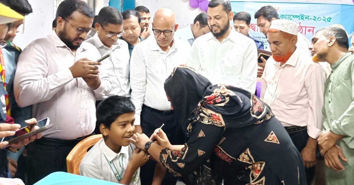 টাইফয়েড টিকার কার্যকারিতা ও পার্শ্বপ্রতিক্রিয়া কেমন?