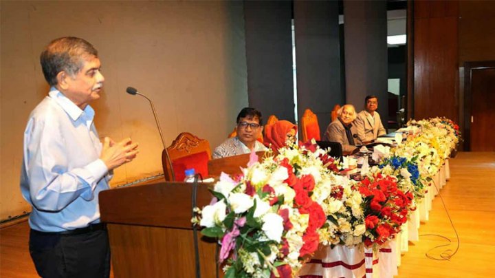 উচ্চশিক্ষার প্রশাসনিক কাঠামোতে স্বচ্ছতা ও জবাবদিহিতা চাই: শিক্ষা উপদেষ্টা