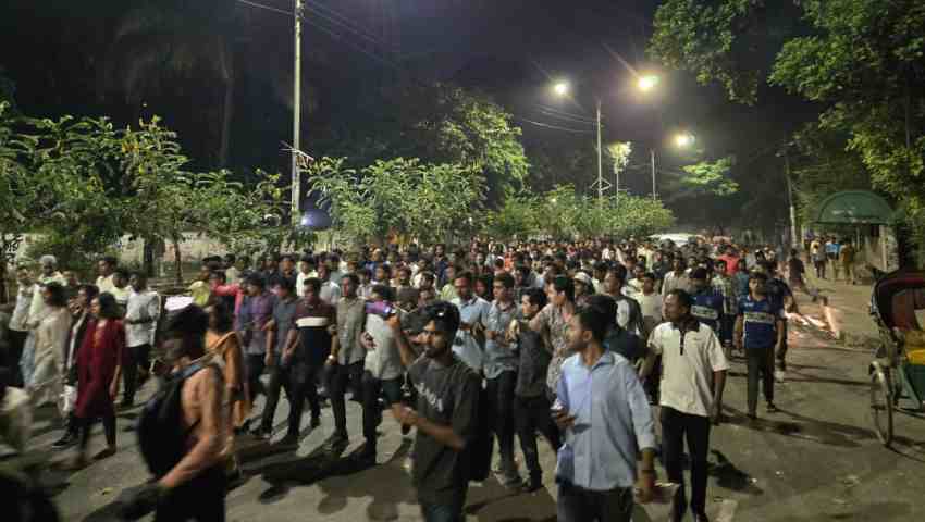 জবি ছাত্রদল নেতা জুবায়েদ খুন, বিচার দাবিতে ঢাবিতে বিক্ষোভ মিছিল