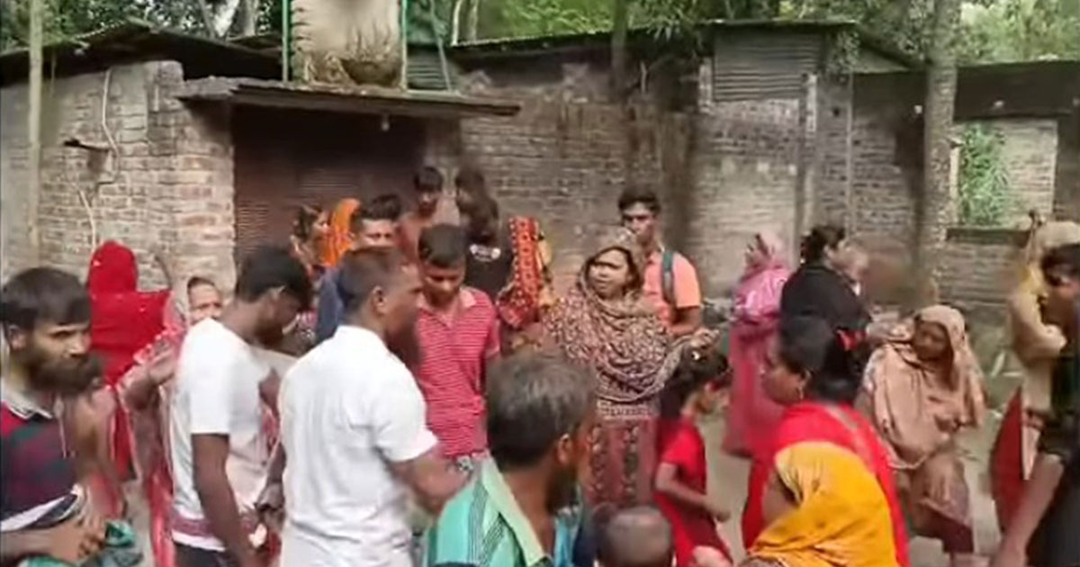 মালয়েশিয়া নিয়ে প্রতিশ্রুতি অনুযায়ী কাজ না দেয়ায় প্রবাসীর বাড়িতে কিশোর গ্যাং’র হামলা