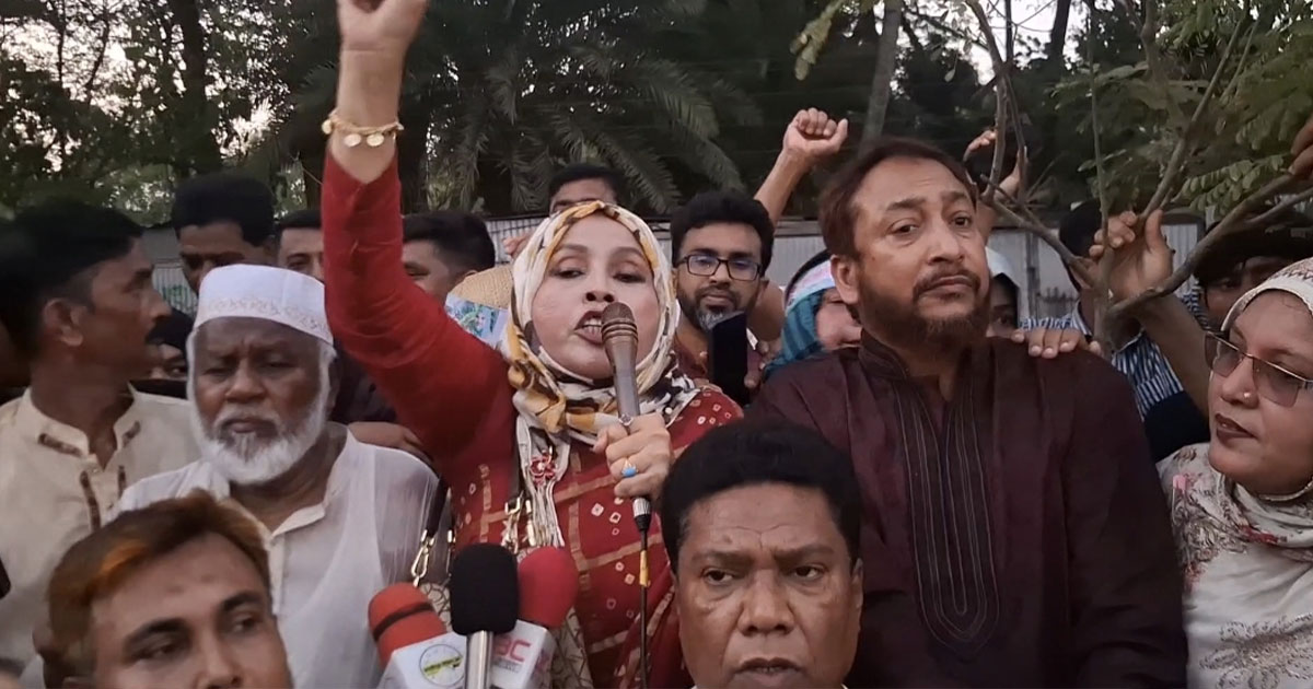 নির্বাচন নিয়ে ষড়যন্ত্রকারীদের হাত ভেঙে পদ্মায় ফেলা হবে : হেলেন জেরিন খান