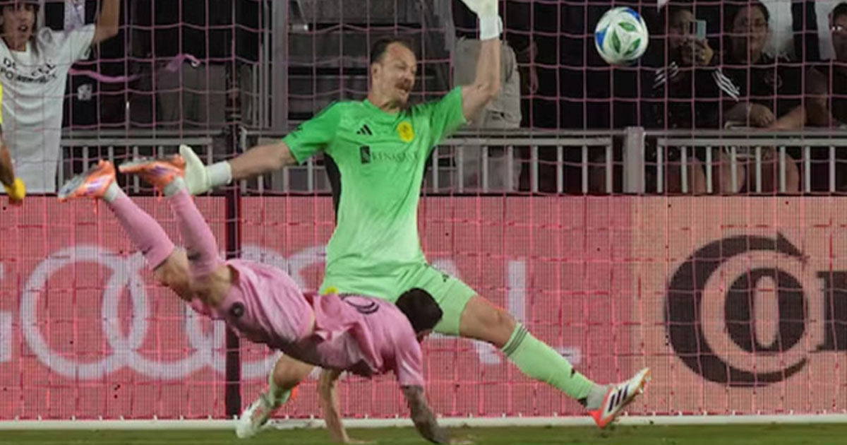 উড়ন্ত হেডে জোড়া গোল! মেসির জাদুতে মায়ামির দুর্দান্ত জয়