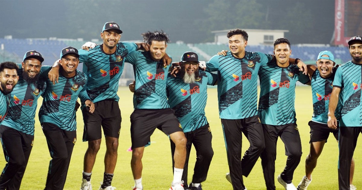 রাতে চট্টগ্রামে লাল-সবুজ ঝড়: লিটন দাসের নেতৃত্বে টাইগারের লড়াই