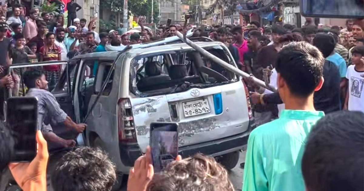 উত্তরায় গাড়িচাপায় পথচারী নিহত, চালককে গণপিটুনি