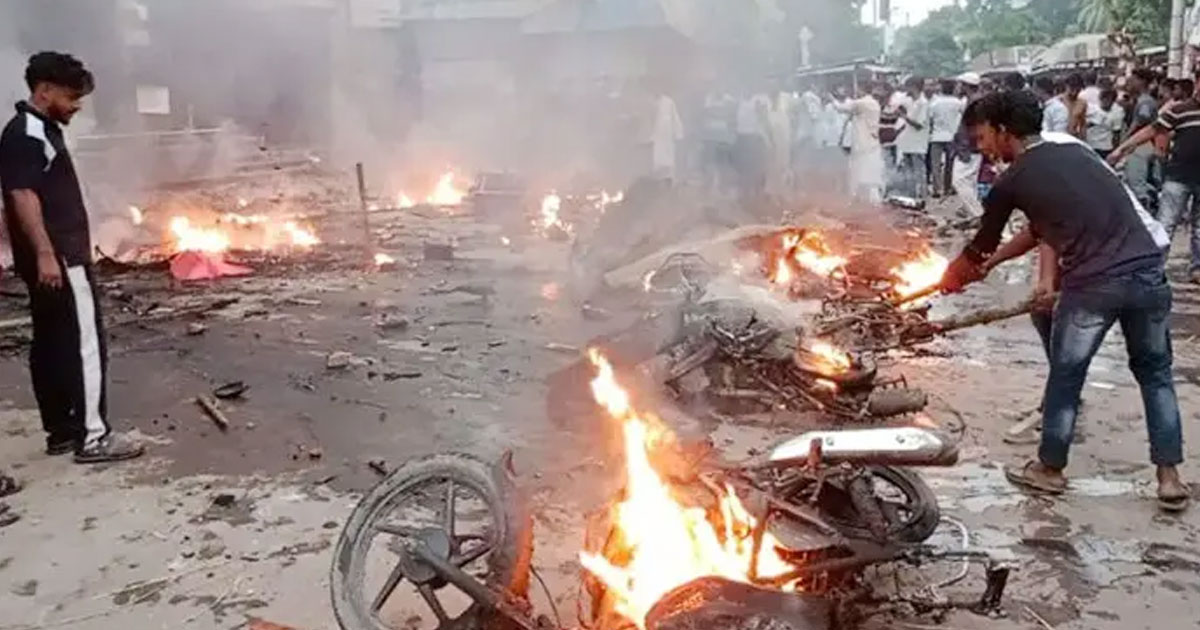 বোয়ালমারীতে  বিএনপির দুই গ্রুপের সংঘর্ষে আহত ২৫