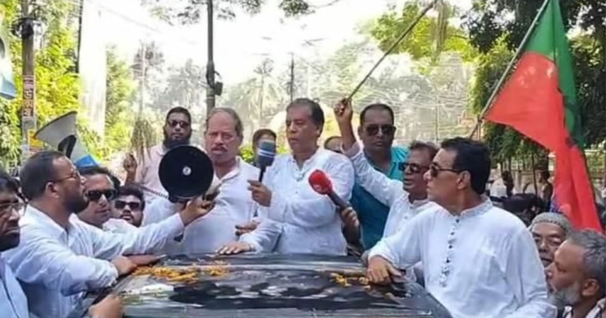 নির্বাচন বানচালের চেষ্টা করলে দেশে বিপ্লব সৃষ্টি হবে : মজিবর রহমান সরোয়ার