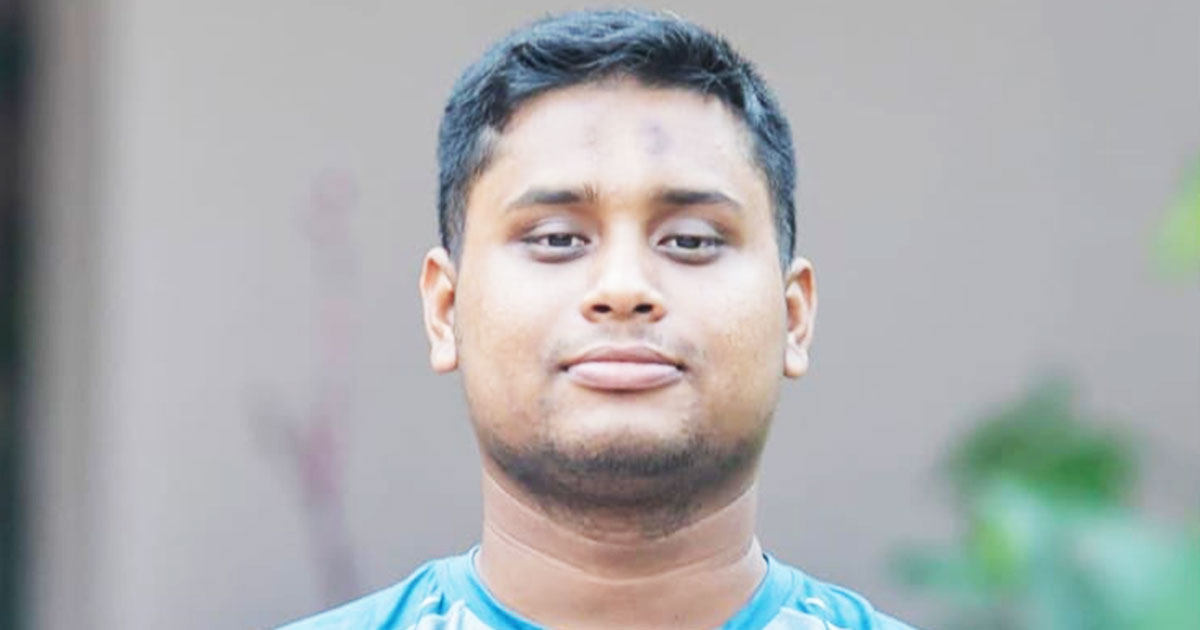 শিক্ষকদের পাশে হাসনাত আব্দুল্লাহ, পুলিশি হামলার নিন্দা