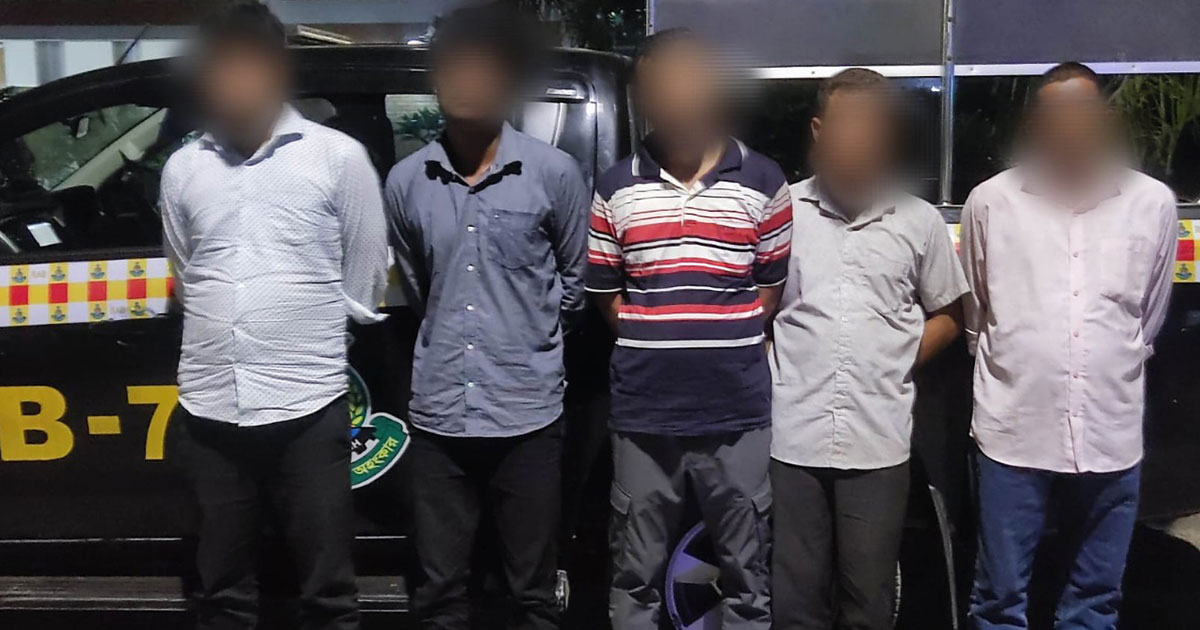পটিয়ায় ৬০ হাজার ইয়াবাসহ ৫ জন গ্রেপ্তার