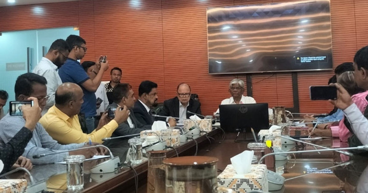 আগামী সরকার পে-কমিশনের সিদ্ধান্ত নেবে : অর্থ উপদেষ্টা