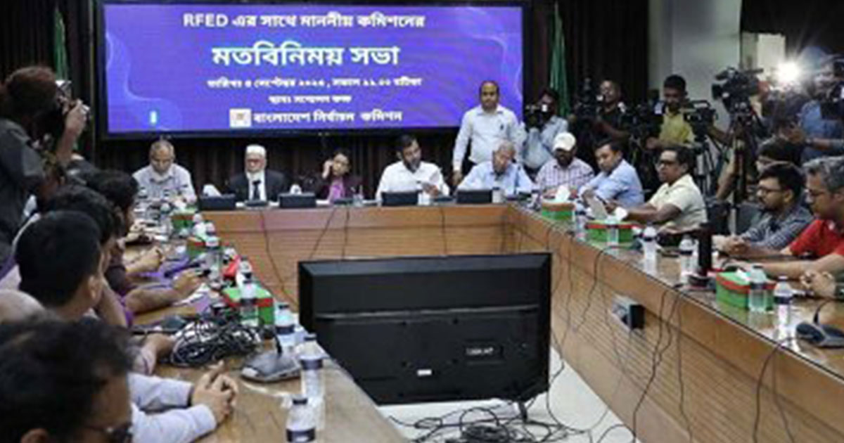 গণমাধ্যম নীতিমালা সংশোধনের আশ্বাস সিইসির