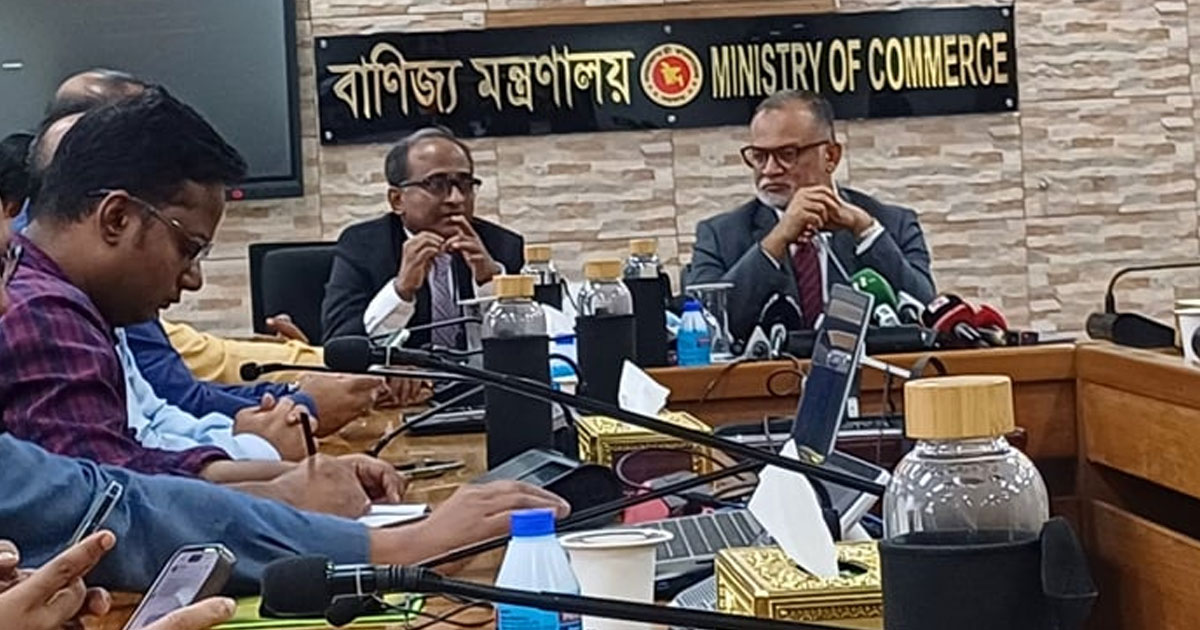এক সপ্তাহের মধ্যে পেঁয়াজের দাম না কমলে আমদানির অনুমোদন