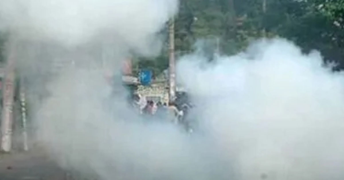 ধানমন্ডিতে ককটেল বিস্ফোরণ, ঝটিকা মিছিল: আটক ২