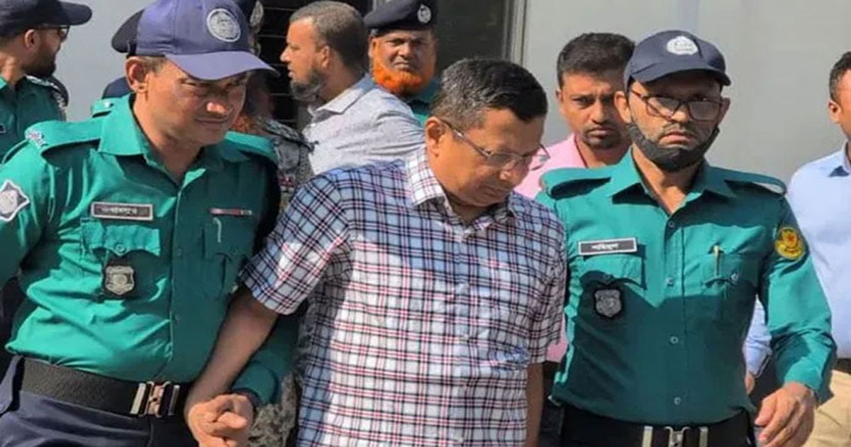 জুলাই গণহত্যা মামলায় ট্রাইব্যুনালে সাবেক আইজিপি মামুন হাজির