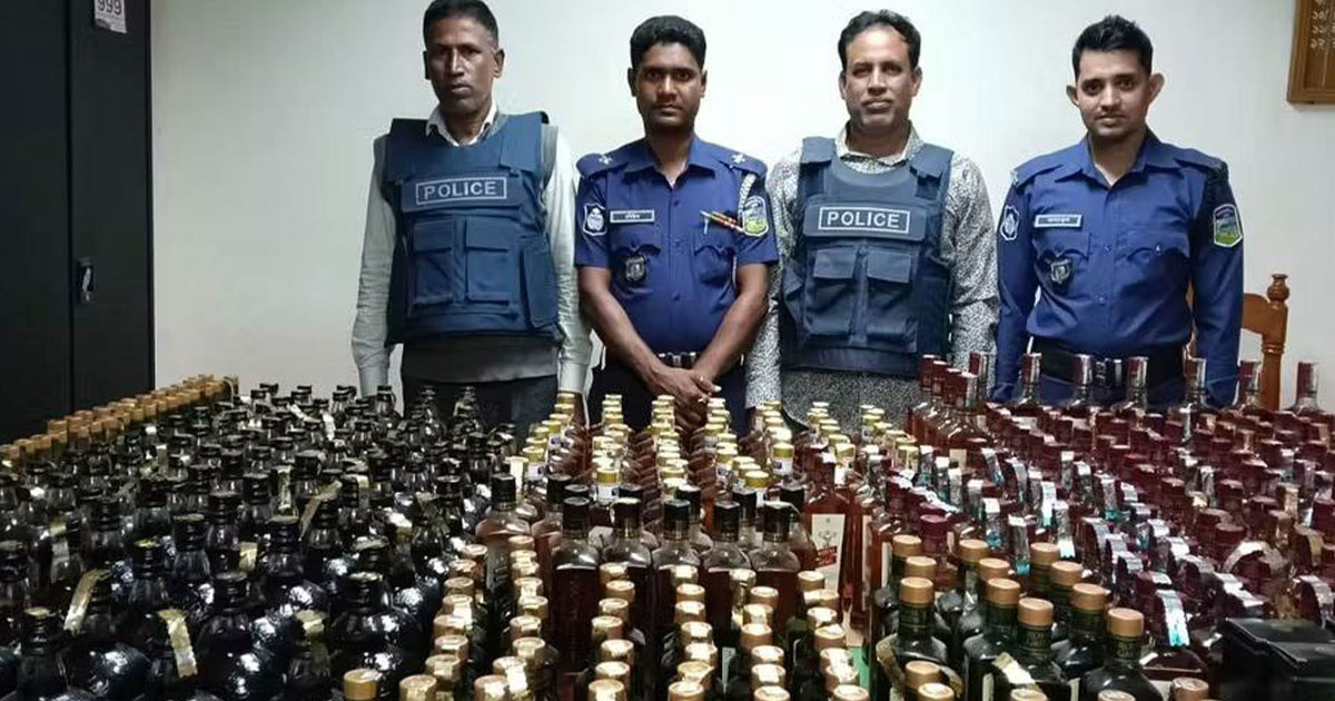 শেরপুরে বসতঘর থেকে ৪৮৯ বোতল ভারতীয় মদ উদ্ধার