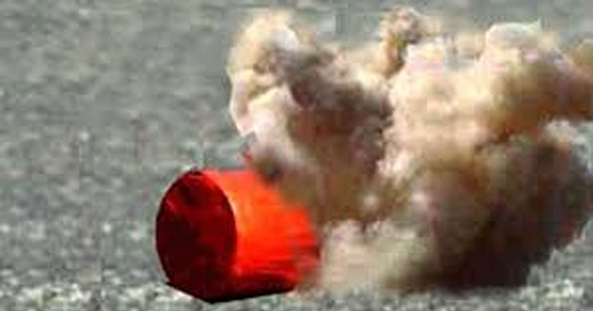 রাজধানীর তিন স্থানে ককটেল   বিস্ফোরণ, মোটরসাইকেলে আগুন