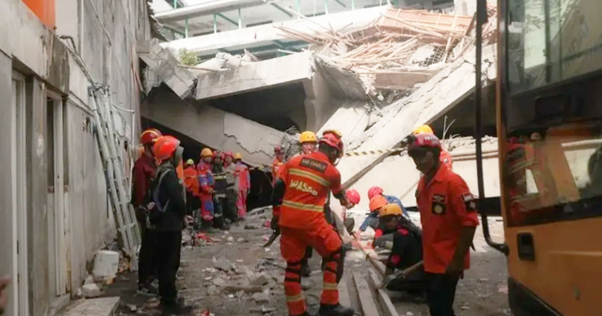 ইন্দোনেশিয়ায় ভয়াবহ ভূমিধসে ১১ জনের মৃত্যু, নিখোঁজ অন্তত ১২