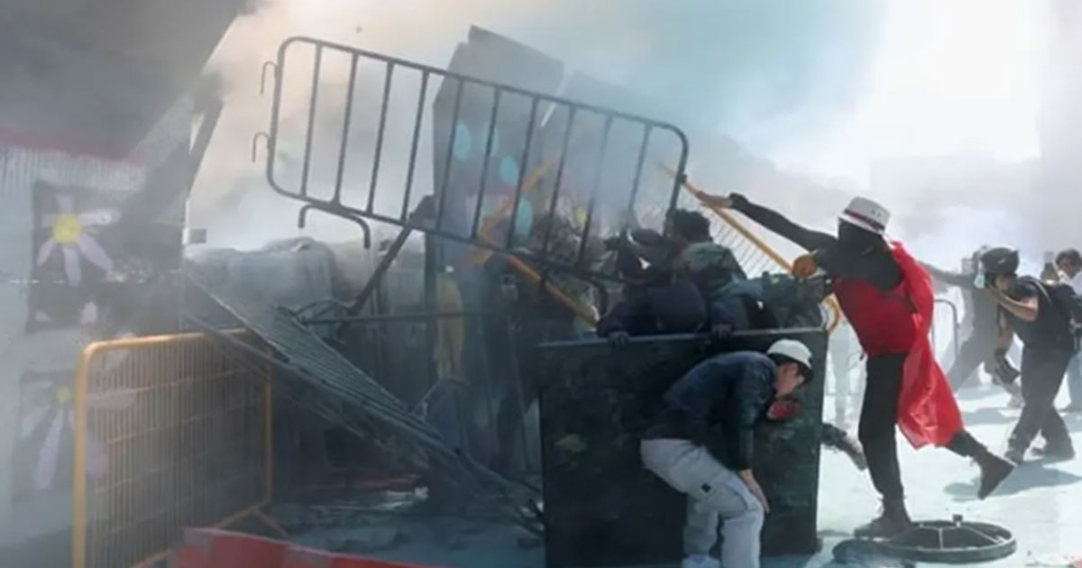 মেক্সিকোতে প্রেসিডেন্টবিরোধী জেন-জি বিক্ষোভ, আহত ১২০