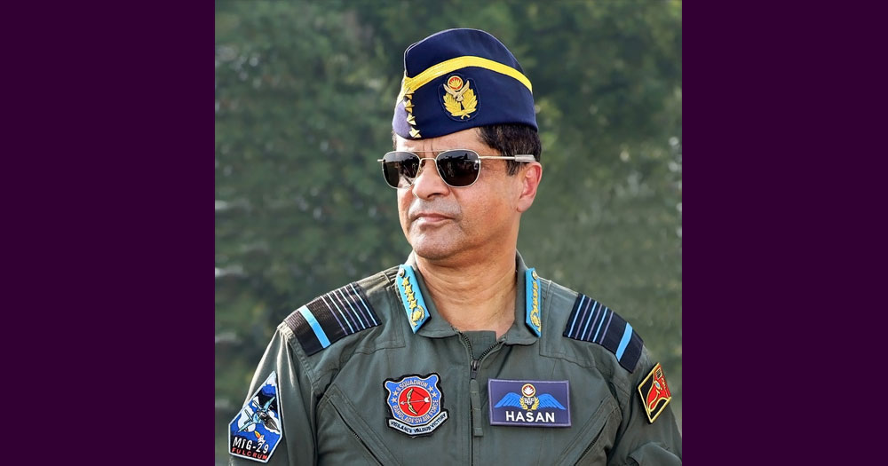 সংযুক্ত আরব আমিরাত সফর শেষে দেশে ফিরলেন বিমান  প্রধান
