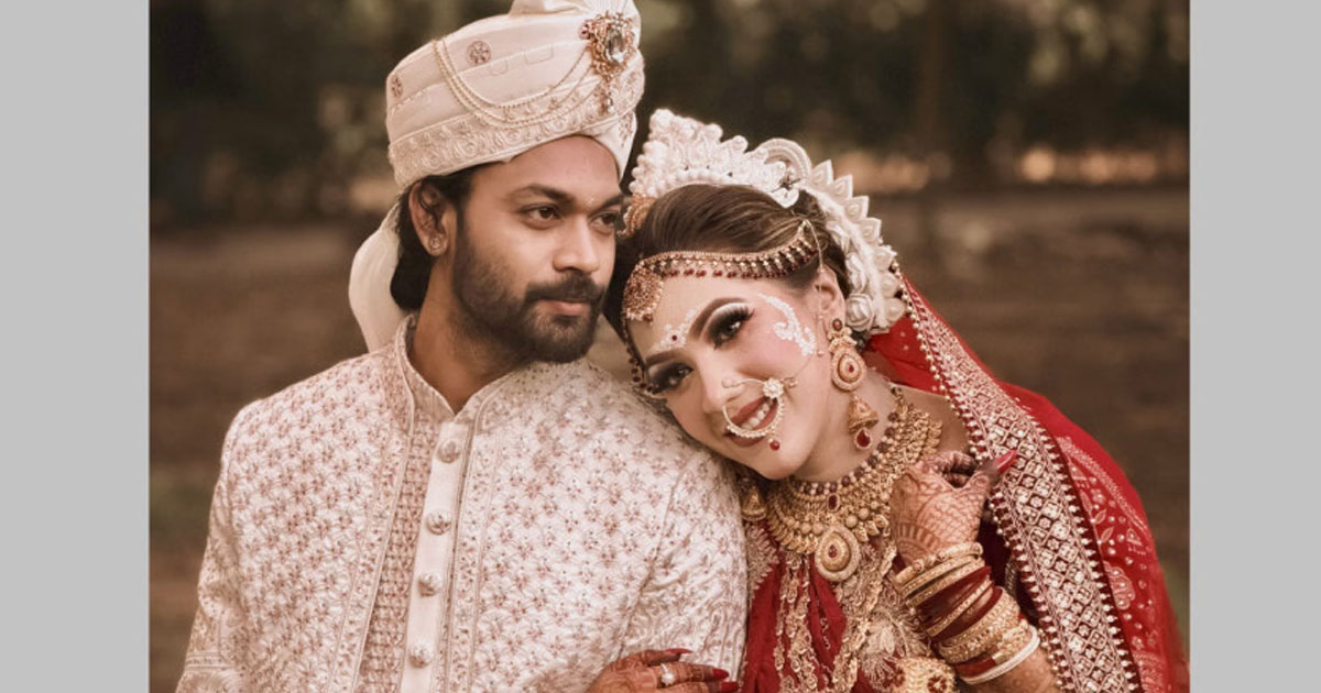 ফের বিয়ে করলেন কণ্ঠশিল্পী পূজা