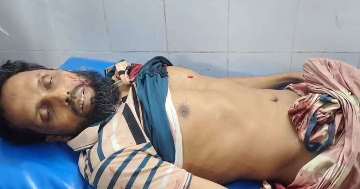 লক্ষ্মীপুরে দোকানে ঢুকে ব্যবসায়ীকে কুপিয়ে হত্যা