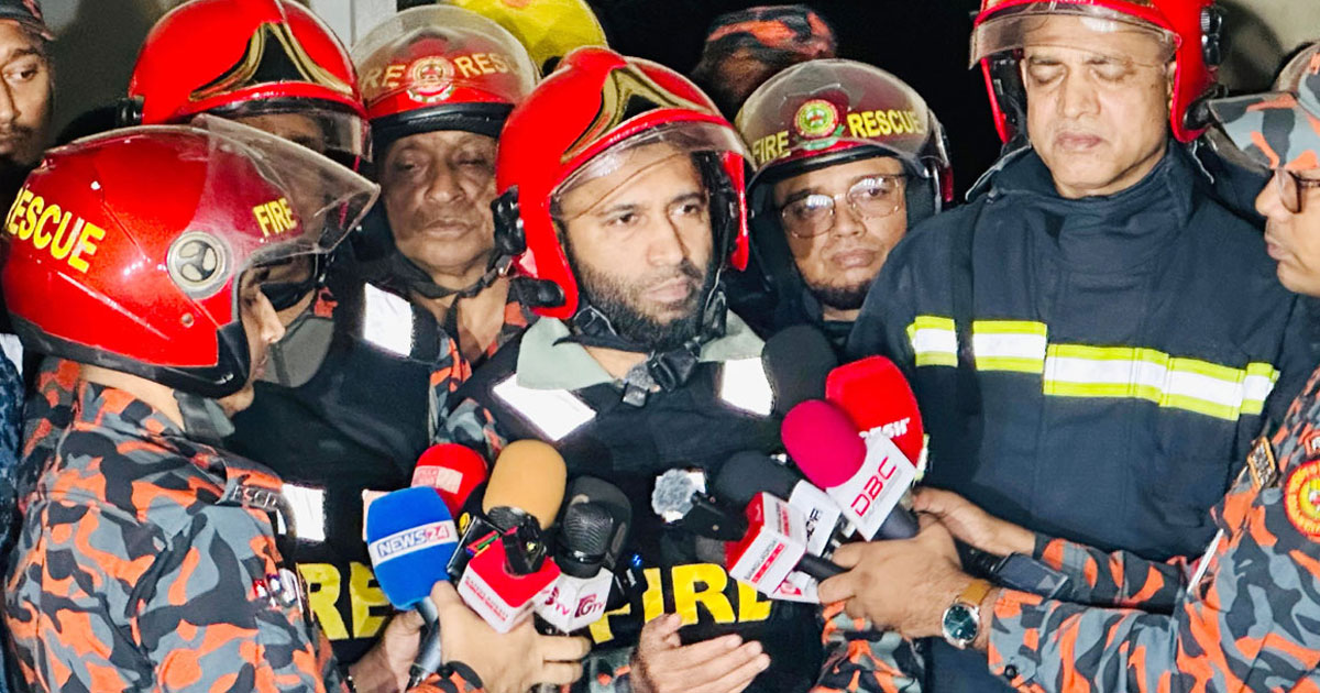 ভয়াবহ অগ্নিকাণ্ডে ১৫০০ ঘর পুড়ে ছাই, হতাহতের খবর নেই: ফায়ার সার্ভিস